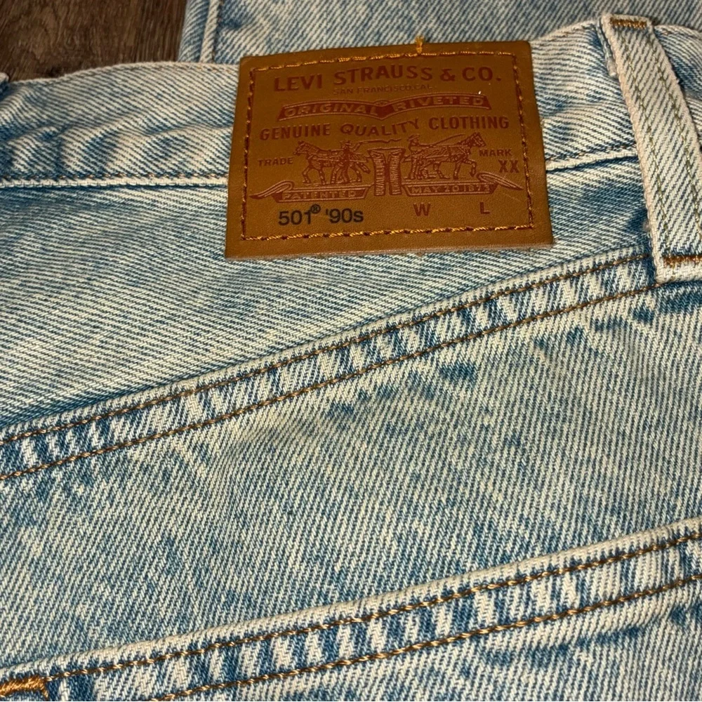 Levi’s Light Wash Straight Leg Jeans W24 L30